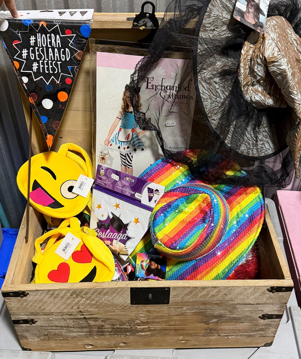 Doos vol deals 55 - incl. kist